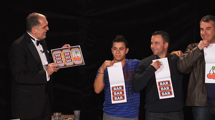 Comic Magic by Uno & Medio (Spanish only) - Video Download