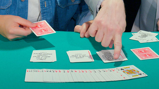 Fully Automatic Card Trick (Gimmick and Online Instructions) by Caleb Wiles - Trick