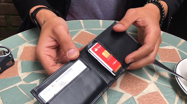 Minimal Wallet by Alan Wong & Pablo Amira - Trick