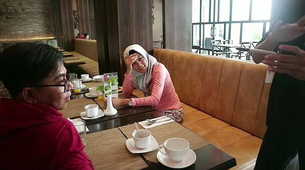 TIPTOP by Esya G - Video Download