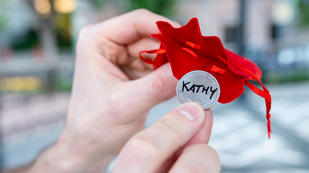 Coin to Wallet (Gimmicks and Online Instructions) by Rodrigo Romano and Mysteries - Trick