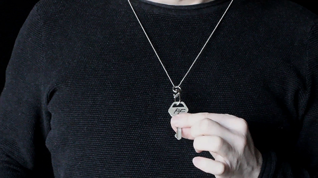 HOMEBOUND (Gimmicks and Online Instructions) by Peter Eggink - Trick