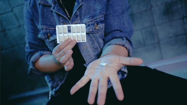 Gumbelievable (DVD and Gimmicks) by SansMinds Creative Lab - DVD