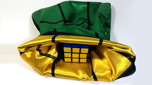 Qubik's Quick Change Bag by Lee Alex - Trick