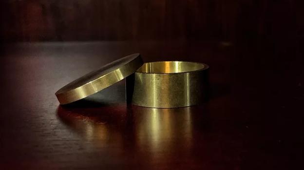 L Box by Long Long & Bacon Magic - Trick