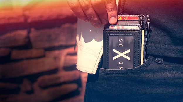 Nexus Wallet (Gimmick & Online Instructions) by Javier Fuenmayor - Trick