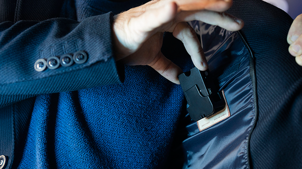 GRAVITY REEL HOLDER by Joao Miranda - Trick