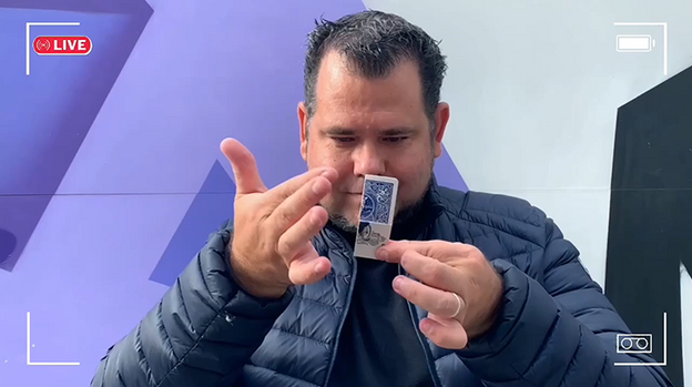 AUTOREVERSE 2.0 by Mickael Chatelain - Trick