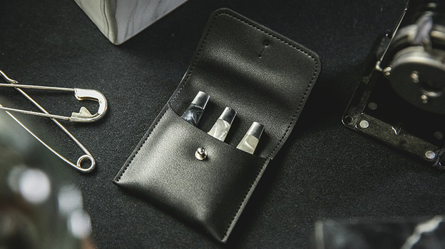 ARTISAN COLOR-CHANGING KNIVES BY TCC