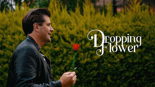 DROPPING FLOWER by Mago Rigel & Twister Magic - Trick