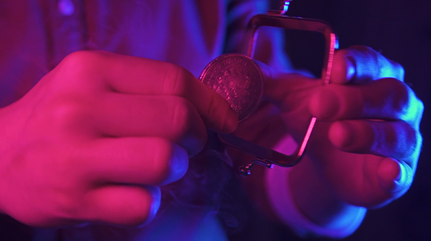 The Architect (Gimmicks and Online Instructions) by Matthieu Hamaissi & Marchand De Trucs - Trick