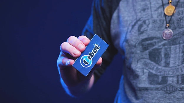 Candy Morph (Gimmicks and Online Instructions) by Rian Lehman and Victor Sanz - Trick