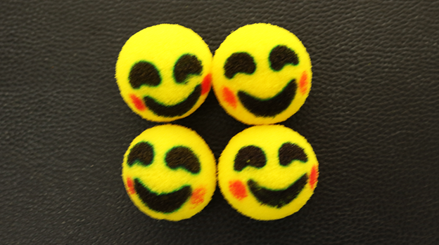 Sponge Emoji SMILE FACE (4PK.) by Andy Amyx- Trick