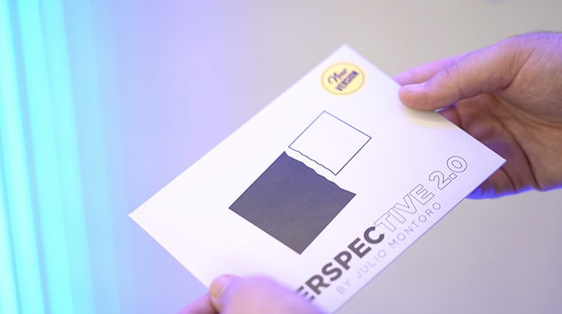 Perspective 2.0 (Gimmicks and online Instructions) by Julio Montoro - Trick