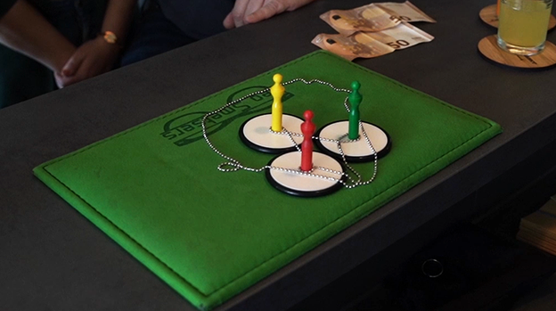 Double Down (Gimmicks and Online Instructions) by Leo Smetsers - Trick