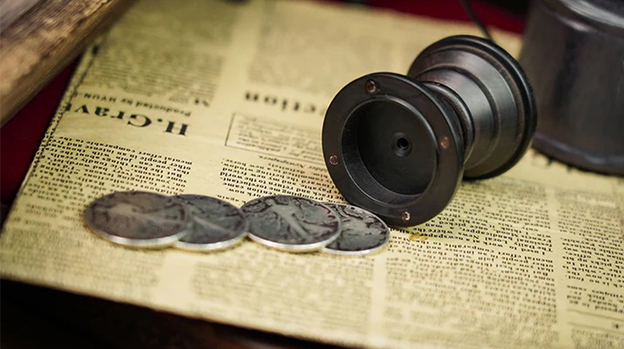 Barallel Vase by Artisan Coin & Jimmy Fan - Trick