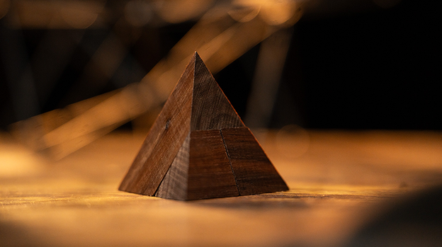 Pyramid Puzzle Deluxe by Murphy's Magic