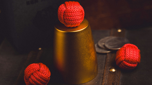 Cupcake 2.0 (Gold Metal) by Milo & Bacon Magic