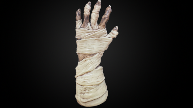 Hanson Chien Presents Mummy Hand by Hanson Chien & Bob Farmer