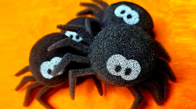 Super Sponge Spiders Sponge Ball Set