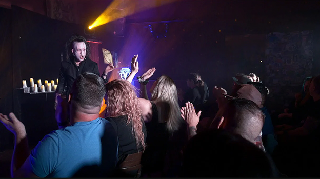 TOSSED OUT TAROT (Tossed Out Deck)