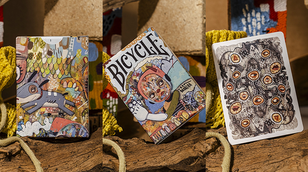 Bicycle Reen Barrera Muscle Land Playing Cards