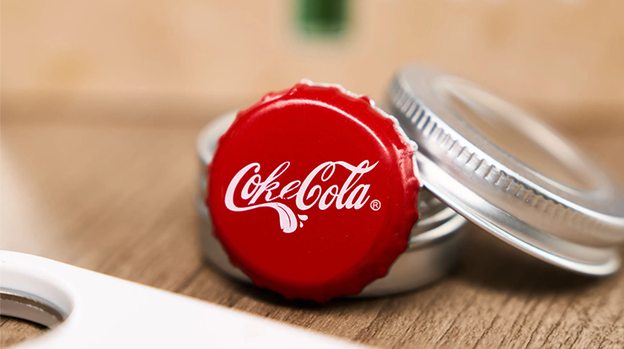 The Clink (Cap in Bottle) by Iarvel Magic and Wonder House (Coke)